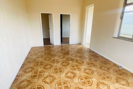 Sala de apartamento para alugar com 2 quartos, 67m² em Quintino Bocaiúva, Rio de Janeiro