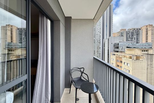 Sacada  de kitnet/studio à venda com 0 quarto, 22m² em Jardim das Acacias, São Paulo