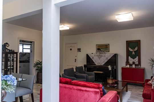 Sala de apartamento à venda com 3 quartos, 150m² em Coracao de Jesus, Belo Horizonte
