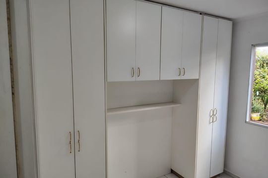 Quarto de apartamento à venda com 2 quartos, 58m² em Parque Sao Vicente, Santo André