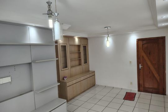 Sala de apartamento à venda com 2 quartos, 58m² em Parque Sao Vicente, Santo André