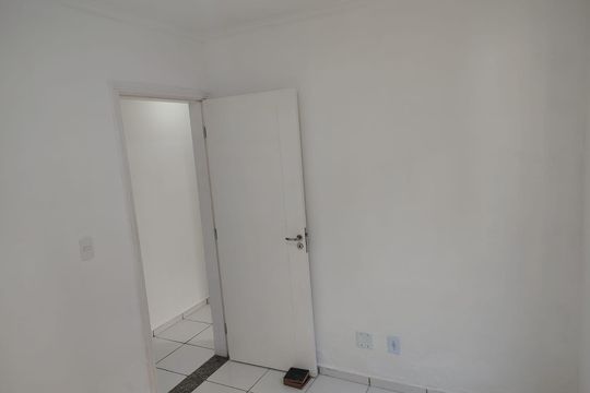Quarto de apartamento à venda com 2 quartos, 58m² em Parque Sao Vicente, Santo André