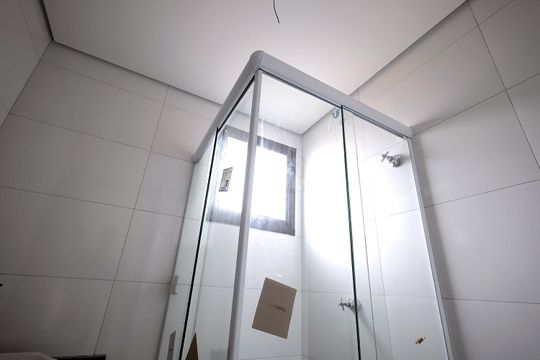 Banheiro de apartamento à venda com 1 quarto, 23m² em Vila Sao Pedro, Santo André