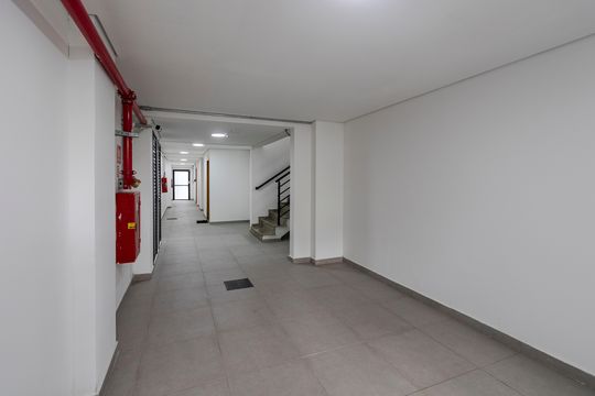 Hall de Entrada de kitnet/studio à venda com 1 quarto, 34m² em Vila Congonhas, São Paulo