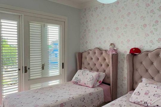 Quarto de casa à venda com 3 quartos, 200m² em Niterói, Canoas