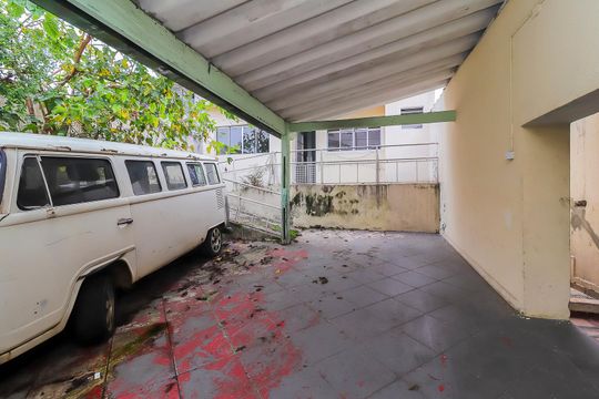 Garagem de casa para alugar com 4 quartos, 360m² em Vila Verde, São Paulo