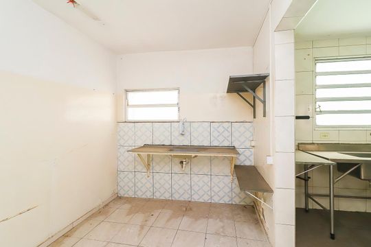 Cozinha de casa para alugar com 4 quartos, 360m² em Vila Verde, São Paulo