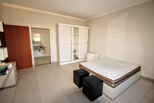 quarto 3 de casa à venda com 5 quartos, 390m² em Bandeirantes (pampulha), Belo Horizonte