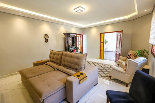 Casa para alugar com 3 quartos, 300m² em Vila Suiça, Indaiatuba
