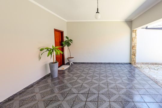 Garagem de casa para alugar com 3 quartos, 300m² em Vila Suiça, Indaiatuba