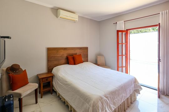 Suite  de casa para alugar com 3 quartos, 300m² em Vila Suiça, Indaiatuba