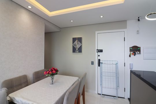 Sala  de apartamento à venda com 2 quartos, 43m² em Bairro dos Casa, São Bernardo do Campo