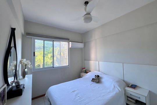Suíte de apartamento à venda com 3 quartos, 76m² em Barra da Tijuca, Rio de Janeiro