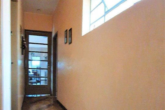 Corredor de apartamento à venda com 3 quartos, 103m² em Floresta, Porto Alegre