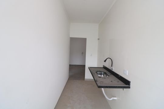 Cozinha de apartamento para alugar com 1 quarto, 42m² em Jardim Tiete, São Paulo