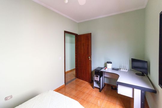 Casa à venda com 4 quartos, 221m² em Parque Continental, Guarulhos
