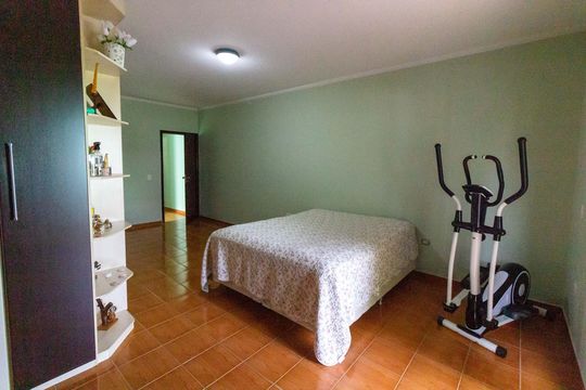 Casa à venda com 4 quartos, 221m² em Parque Continental, Guarulhos