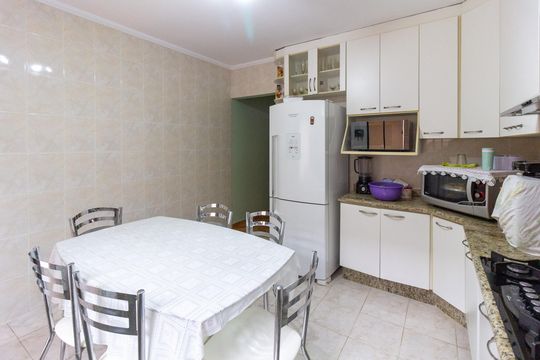 Casa à venda com 4 quartos, 221m² em Parque Continental, Guarulhos