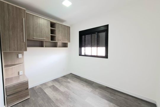 Quarto 1 de apartamento para alugar com 2 quartos, 43m² em Km 18, Osasco