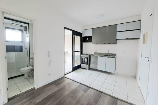 Apartamento para alugar com 2 quartos, 43m² em Km 18, Osasco