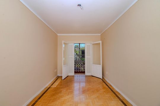 Quarto 1- Segundo Piso de casa à venda com 5 quartos, 200m² em São Geraldo, Porto Alegre