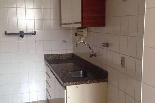 Cozinha de apartamento à venda com 1 quarto, 60m² em Centro, Campinas