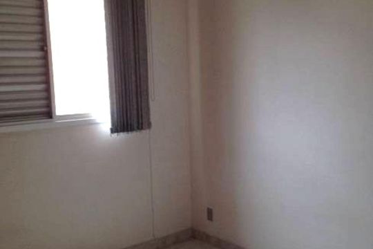 Quarto de apartamento à venda com 1 quarto, 60m² em Centro, Campinas
