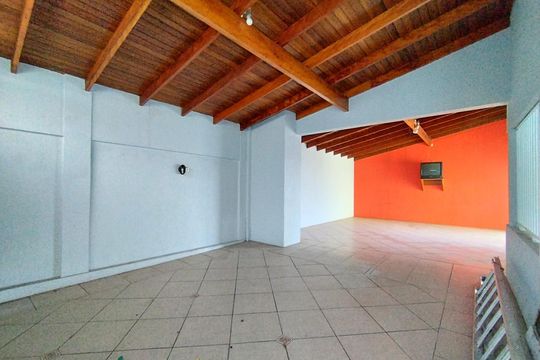Casa à venda com 4 quartos, 204m² em Ideal, Novo Hamburgo