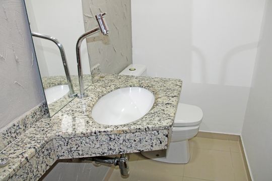 Casa de Condomínio para alugar com 3 quartos, 220m² em Pinheirinho, Vinhedo