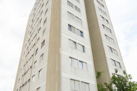 Fachada do bloco de apartamento para alugar com 3 quartos, 70m² em Socorro, São Paulo