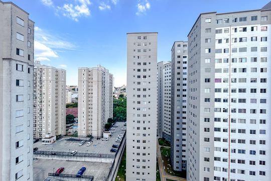 Vista do Quarto 1 de apartamento para alugar com 2 quartos, 43m² em Penha de França, São Paulo