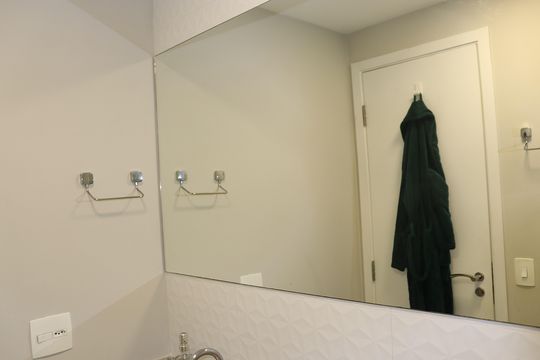 Banheiro de kitnet/studio para alugar com 1 quarto, 25m² em Bela Vista, São Paulo