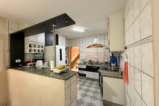 cozinha de casa à venda com 3 quartos, 184m² em Vila Santista, São Paulo