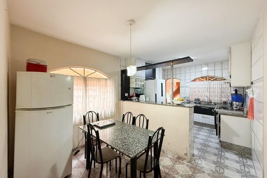 cozinha de casa à venda com 3 quartos, 184m² em Vila Santista, São Paulo