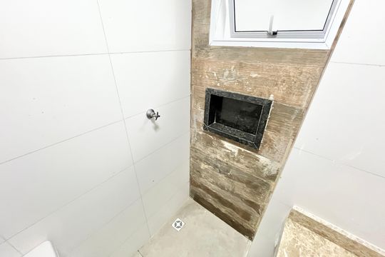 Banheiro de apartamento à venda com 2 quartos, 37m² em Jardim Paraíso, São Paulo