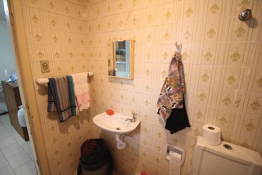 Banheiro 2 de casa para alugar com 4 quartos, 475m² em Bairro da Glória, Contagem