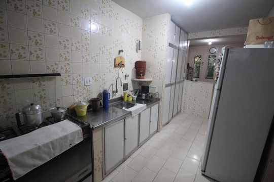 Cozinha de casa para alugar com 4 quartos, 475m² em Bairro da Glória, Contagem