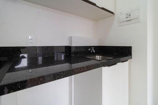 Área de Serviço de apartamento à venda com 2 quartos, 35m² em Parque Industrial Tomas Edson, São Paulo
