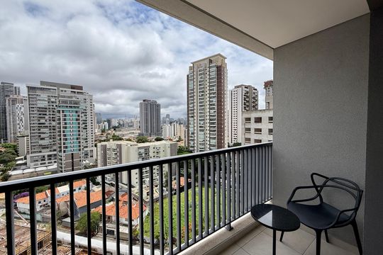 Sacada Suíte  de apartamento para alugar com 1 quarto, 44m² em Jardim das Acacias, São Paulo