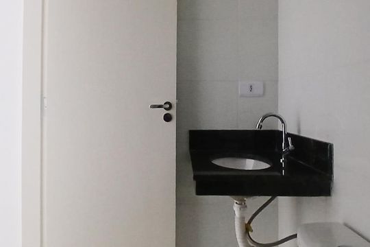 Banheiro de apartamento à venda com 1 quarto, 40m² em Vila Maria Alta, São Paulo