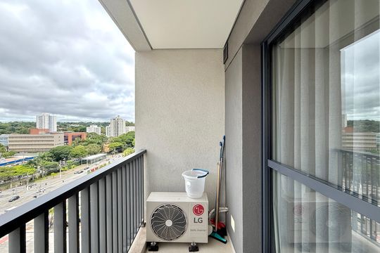Sacada  de kitnet/studio para alugar com 0 quarto, 22m² em Jardim das Acacias, São Paulo