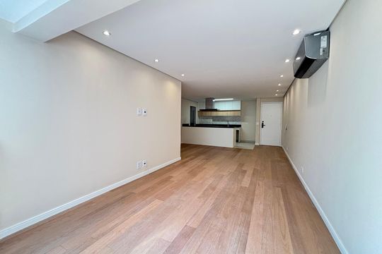Sala de apartamento para alugar com 3 quartos, 94m² em Vila Olímpia, São Paulo
