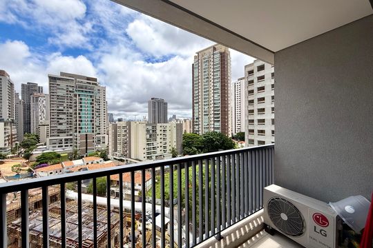 Sacada de kitnet/studio à venda com 0 quarto, 22m² em Jardim das Acacias, São Paulo
