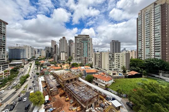 Vista  de kitnet/studio à venda com 0 quarto, 22m² em Jardim das Acacias, São Paulo