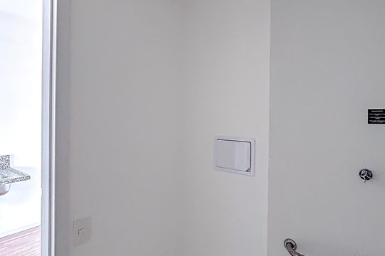Banheiro de kitnet/studio para alugar com 1 quarto, 25m² em Penha de França, São Paulo