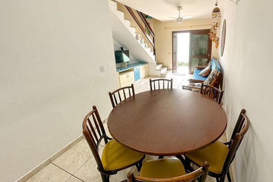Sala de Jantar de casa de condomínio para alugar com 3 quartos, 100m² em Ingleses do Rio Vermelho, Florianópolis