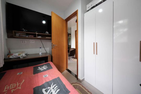 Quarto 1 de apartamento à venda com 2 quartos, 44m² em Vila Paranagua, São Paulo