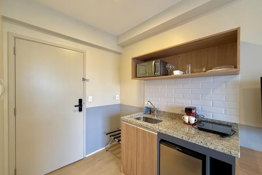 Cozinha de kitnet/studio à venda com 0 quarto, 22m² em Jardim das Acacias, São Paulo