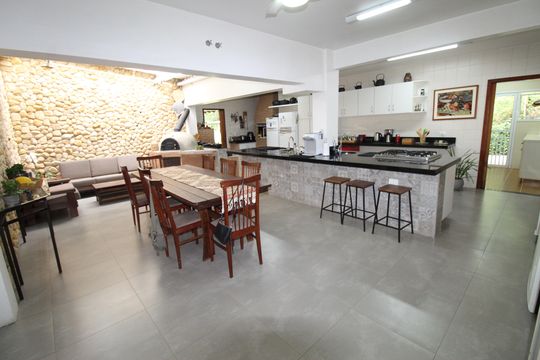 Cozinha de casa de condomínio para alugar com 5 quartos, 464m² em Quinta das Flores, São José dos Campos