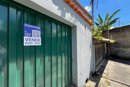 Plaquinha Instalada de casa à venda com 2 quartos, 390m² em Dona Clara, Belo Horizonte